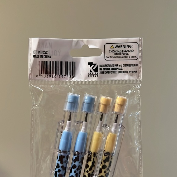π 10/$10 πCheetah Print Stackable Push Pencil Set (4 pieces) MAKE YOUR OWN MAGIC - Picture 4 of 4